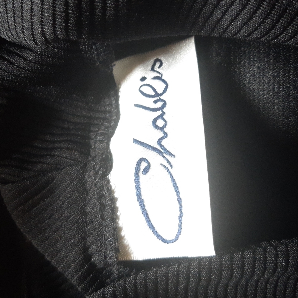 Adorable Jacket - Picture 11 of 11